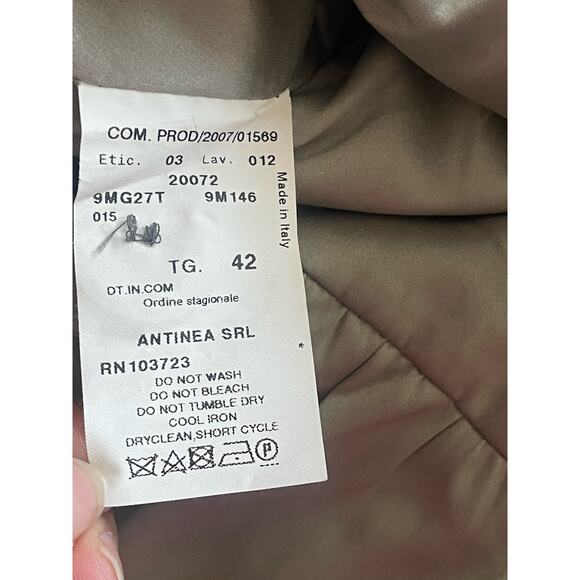 ARMANI COLLEZIONI Sage Green Wool Pintuck Swing Jacket - Picture 9 of 9